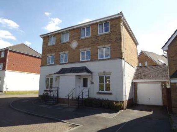 3 Bedroom Semi-Detac...